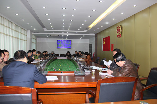李洁1.jpg
