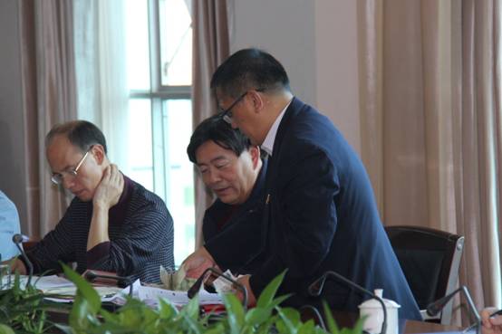 交纳党费.jpg